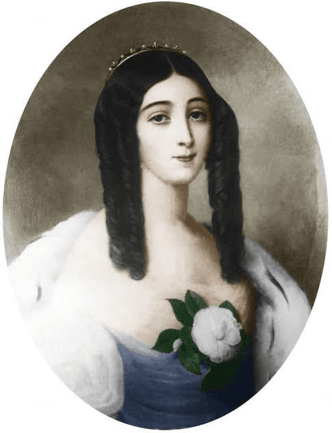 Before and After images of English beauty standards with the advent of the Tropical Holiday